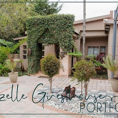 4 Gazelle Guesthouse Mbombela Ngoại thất bức ảnh