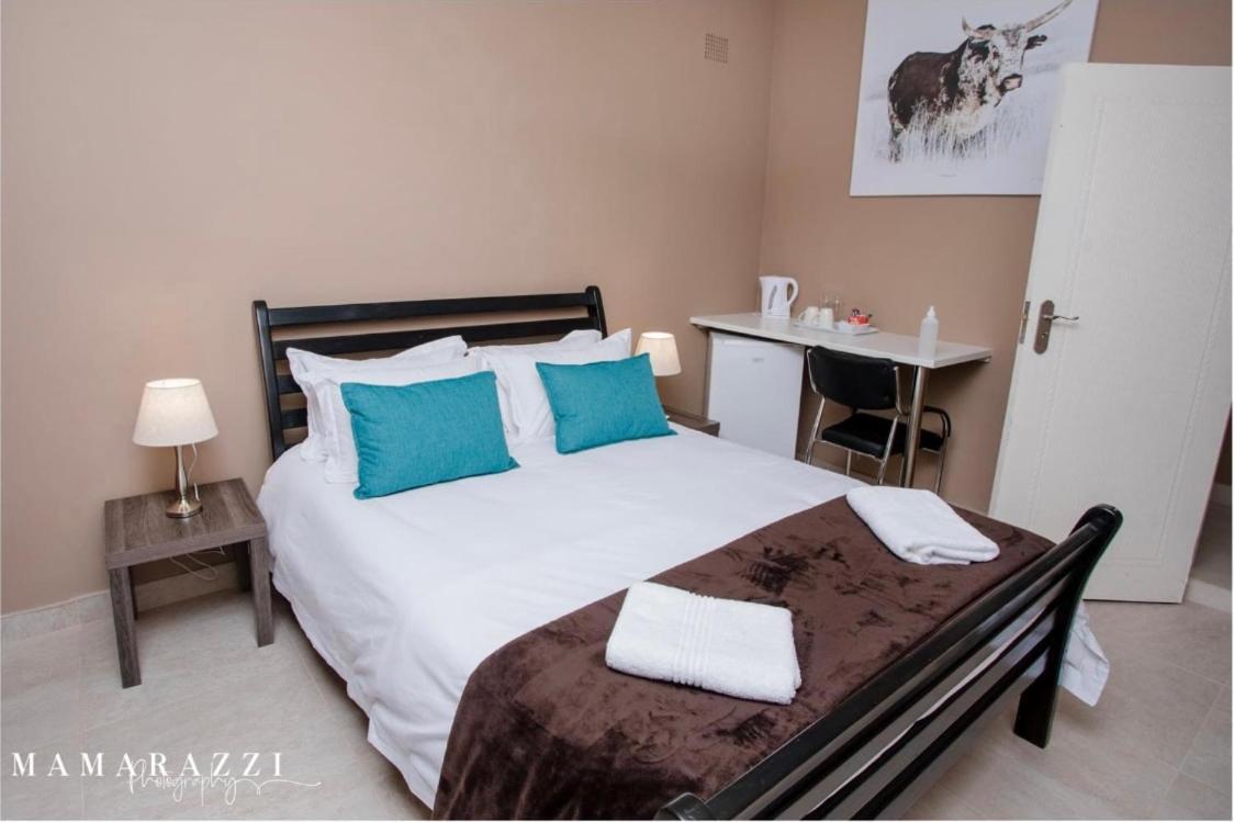 4 Gazelle Guesthouse Mbombela Ngoại thất bức ảnh